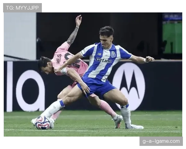 塔雷米持续提升,助力波尔图在欧战舞台上的表现稳健 塔雷米持续提升,助力波尔图在欧战舞台上的表现稳健