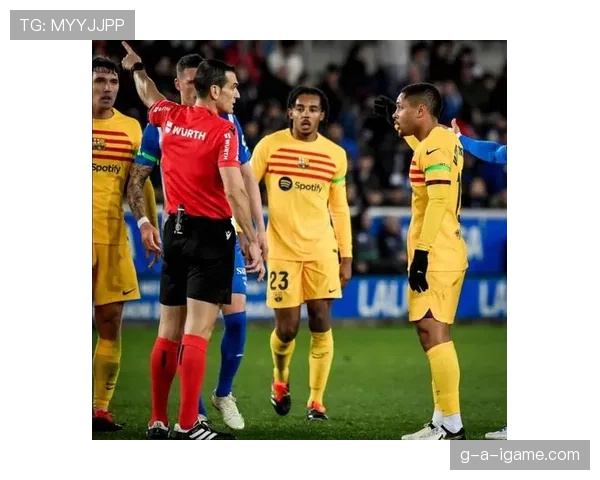 巴萨中场失控了?从掌控全局到频频送礼,问题藏不住了 巴萨中场失控了?从掌控全局到频频送礼,问题藏不住了