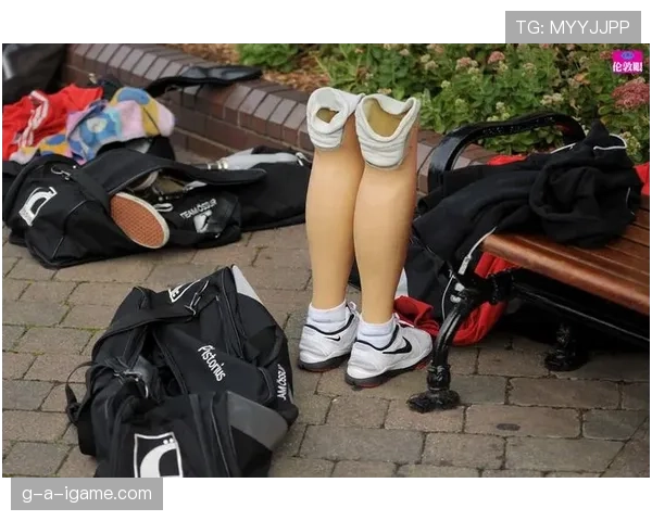 奥斯卡·皮斯托瑞斯的衣帽间直接把我这辈子存款按在地上摩擦